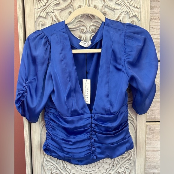 Flynn Skye two piece satin office siren puff sleeve button top & matching skirt - Picture 7 of 15